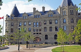 溫尼伯大學(xué)